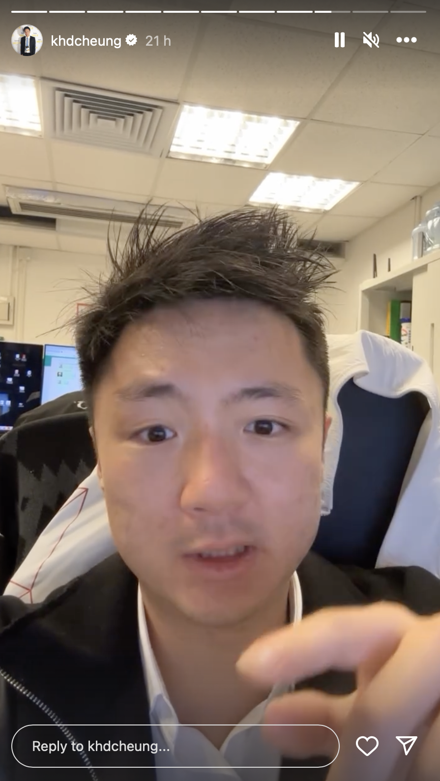 鍾培生指:「每人派兩舊($200) ,只要你係我嘅followers,完成指定任務就可以拎到,頭3萬人有份」