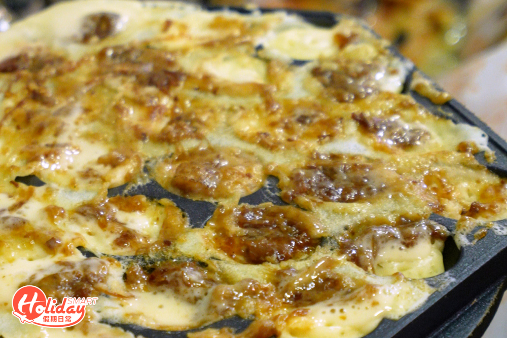 叉燒雞蛋仔感覺有點像叉燒包，肉汁味道突為突出，失色之處是叉燒餡料太少。