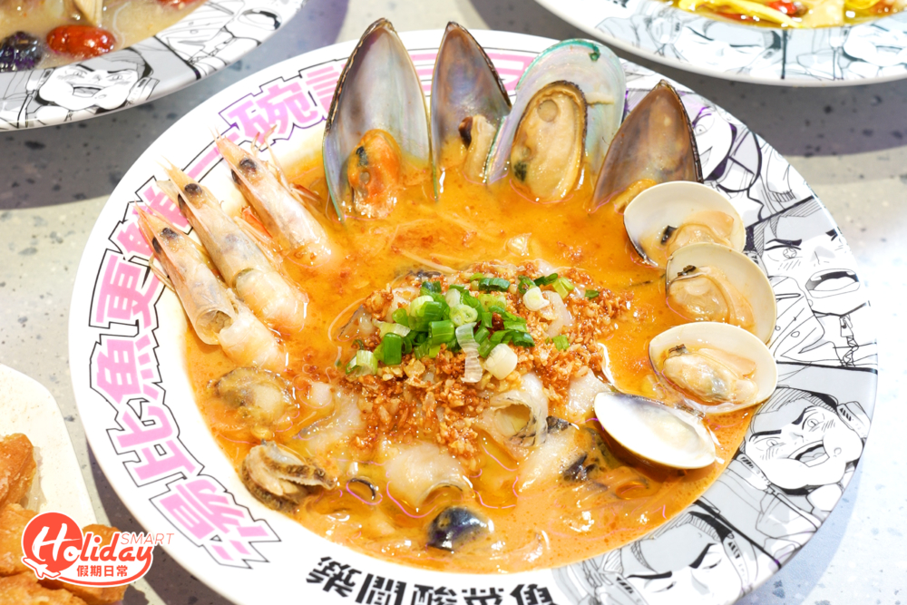 海派蝦湯魚湯底以蝦膏和蝦肉熬煮而成。