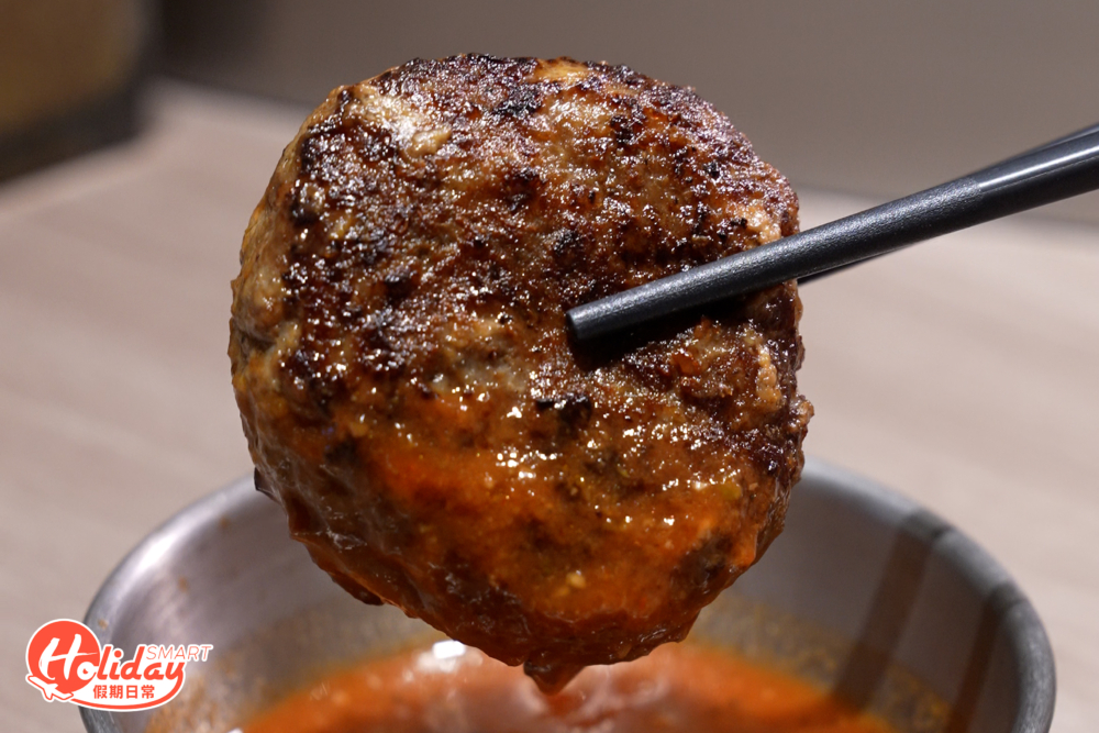 香辣蕃茄汁漢堡則在經典中加入一點香辣口感。