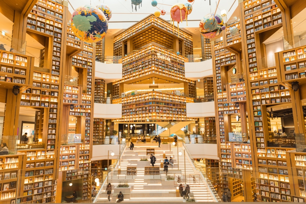 韓國最美圖書館「星空圖書館2.0」在水原最大商場震撼登場~