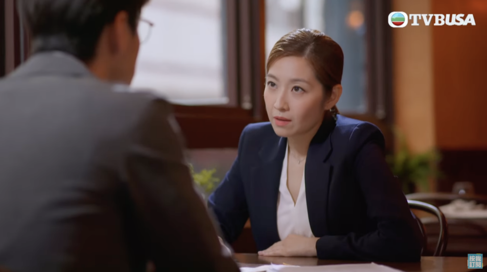 Yoyo紮馬尾有女強人feel