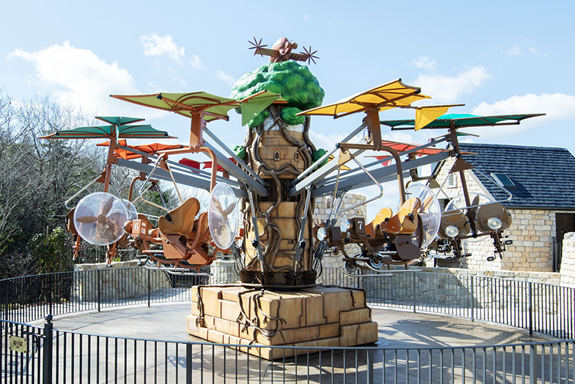 以《天空之城》的世界為背景的飛行器。