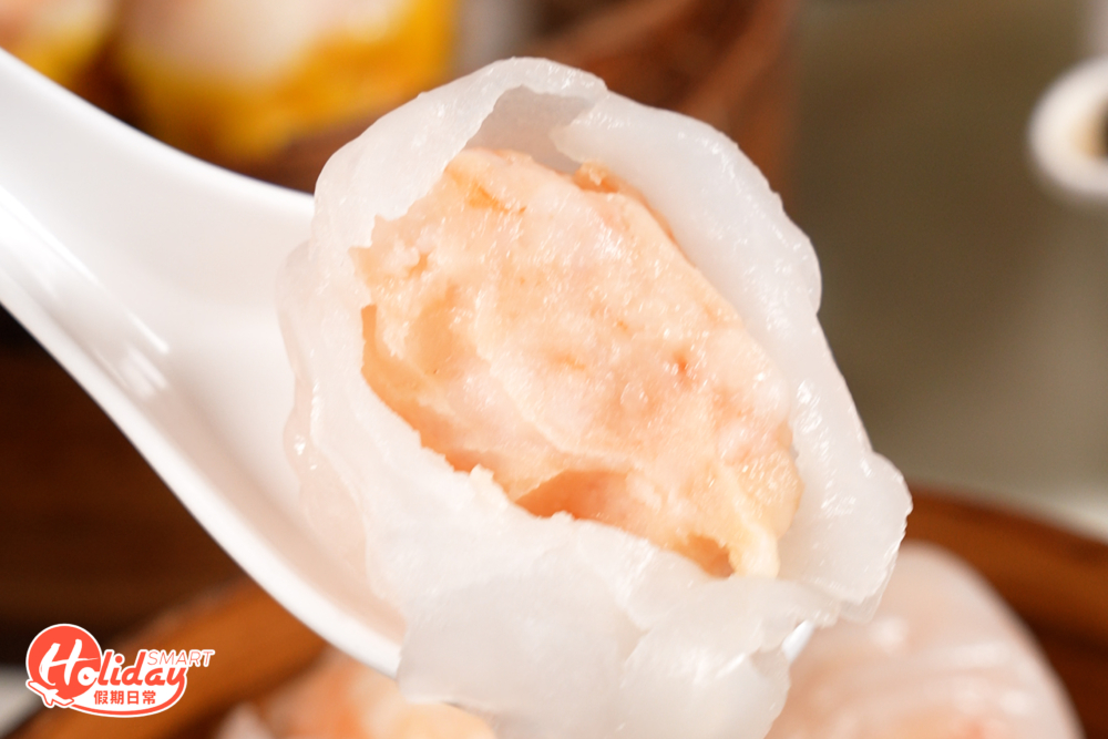 蝦餃外皮夠薄，口感爽滑彈牙。