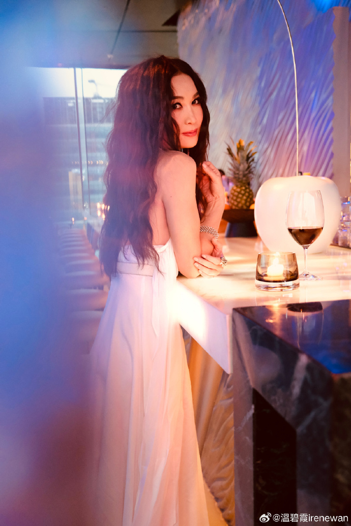 溫碧霞也驚魂未定，這次意外差點就令她毀容！