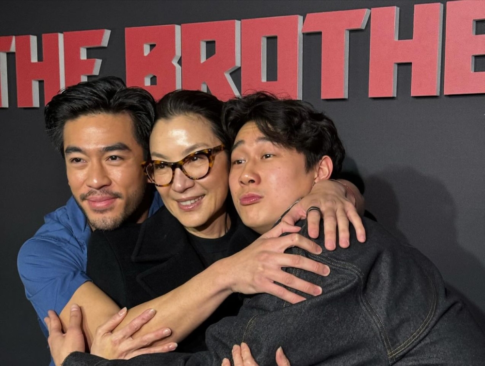 網友:「這是一場精彩的表演,演員陣容精彩,絕對值得擁有更多季。 很激怒」