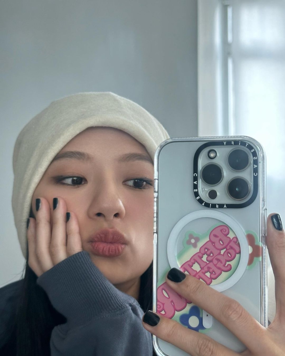 而Kayan9896與Marf亦在工作場合上見過,不過她就稱自己不會特地八卦對方感情事。