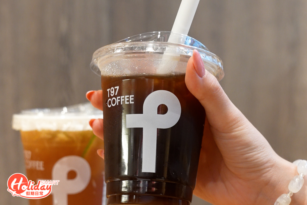 冰美式咖啡只需要$10，味道回甘。