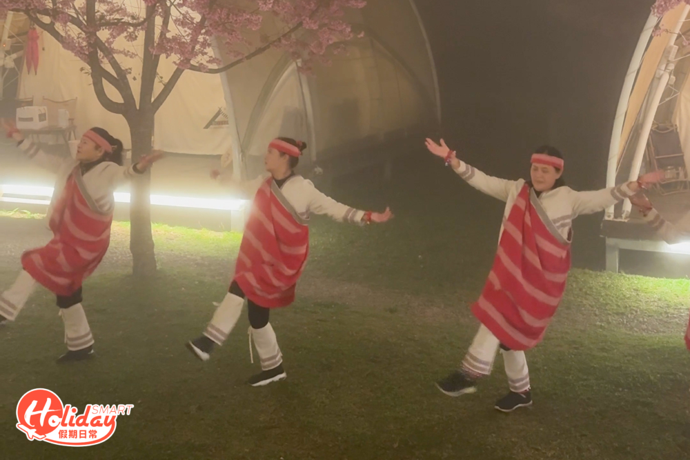 營地在不同的時期，會舉辦不同的表演和體驗活動。