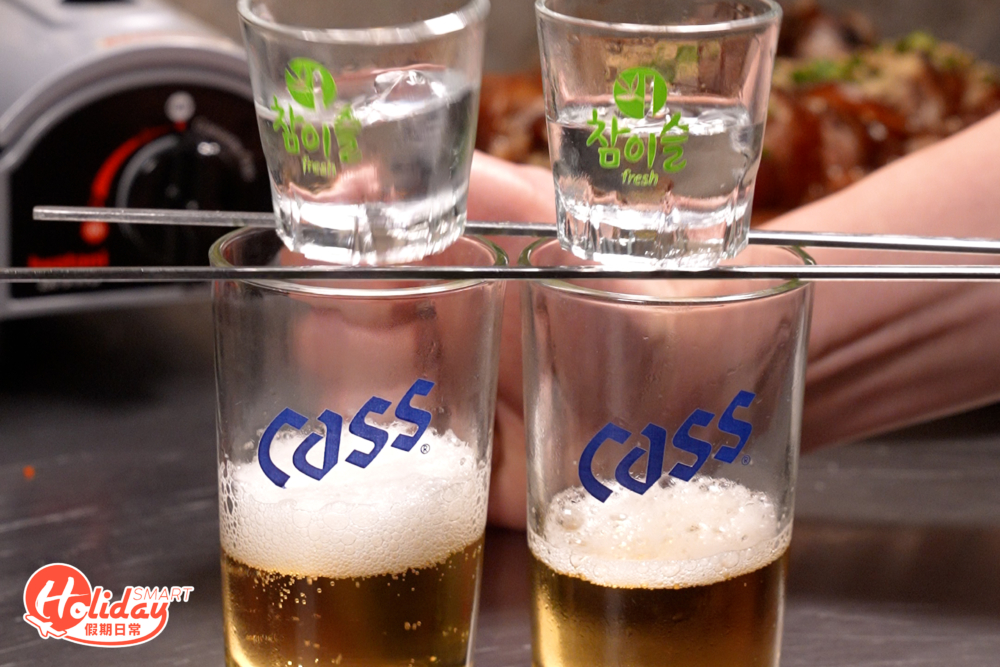 想喝燒啤還可以請店員製作炸彈酒。