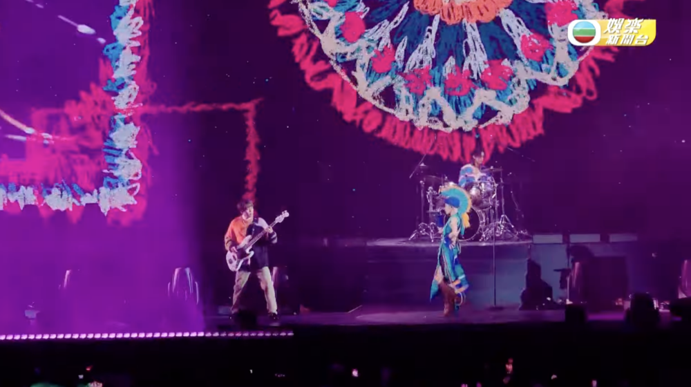 最近他以陳蕾演唱會表演嘉賓身份「復出」,現身打鼓