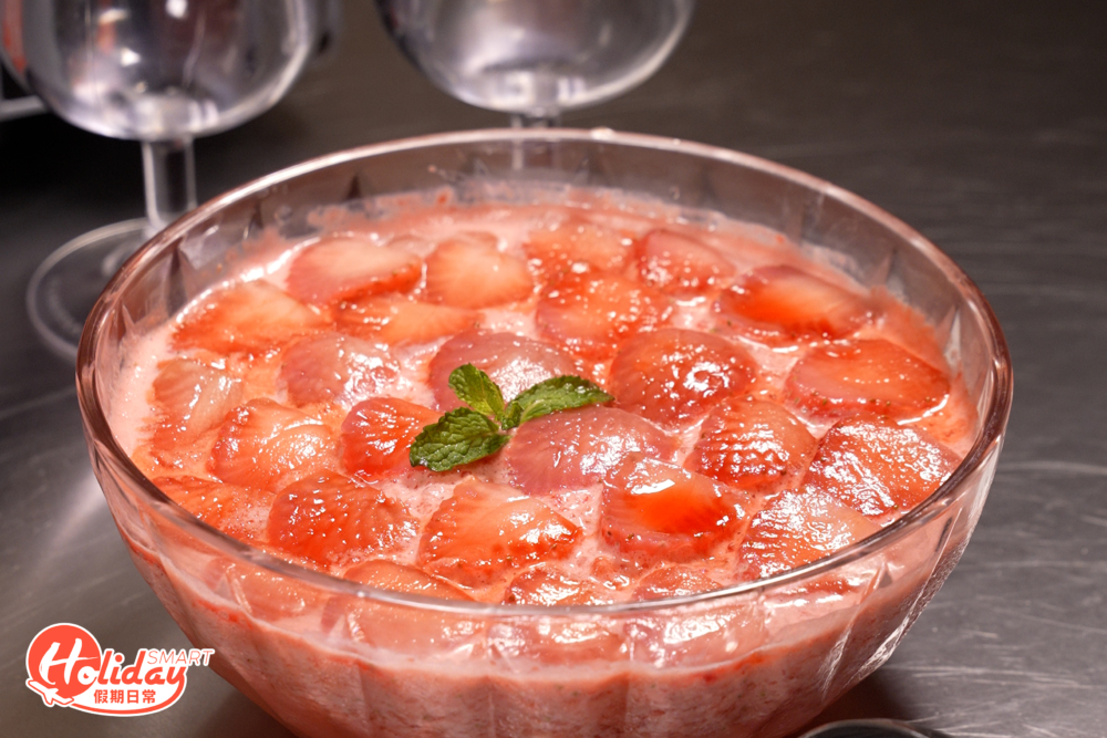 士多啤梨炸彈米酒沙冰味道香甜。