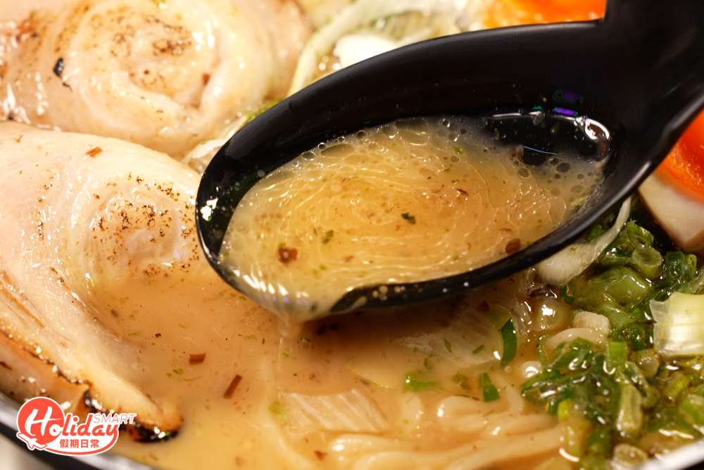 黑蒜油香味十足。