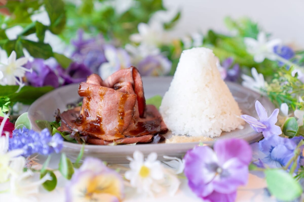 園內各個餐廳及咖啡廳以春天、花卉等為主的特別推出限定菜單