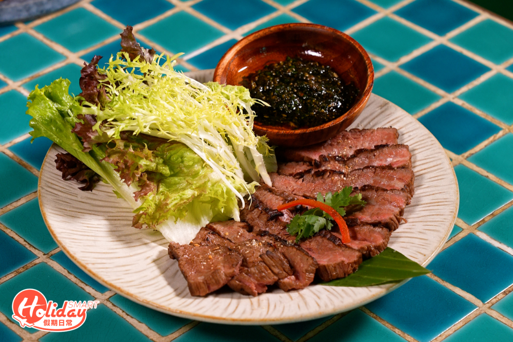 炭火燒牛肉外層有香濃炭燒味。