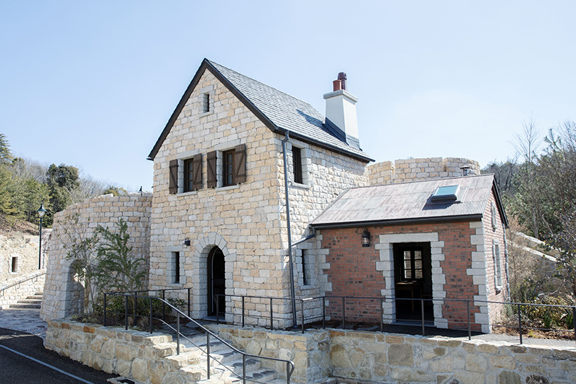 飛行員之塔的靈感源自一個夢想飛行的男孩的家~