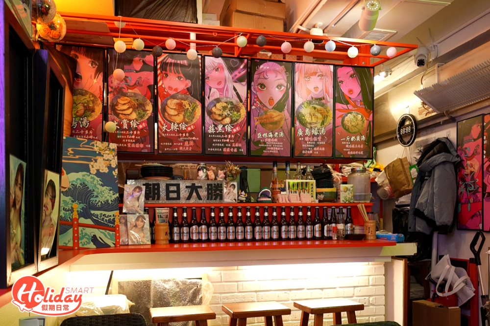 連餐點名都超搞鬼,「一斤奶貝湯」、「巨根海老湯」等,超過癮。