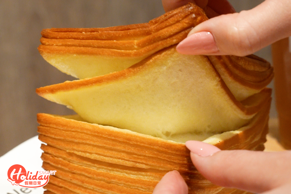 千層吐司口感軟糯，牛油味香濃。