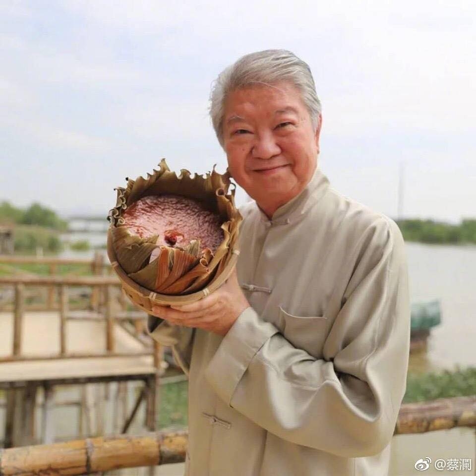 這樣的晚年生活令網友大喊羨慕,更有網友指蔡瀾是「人間清醒」