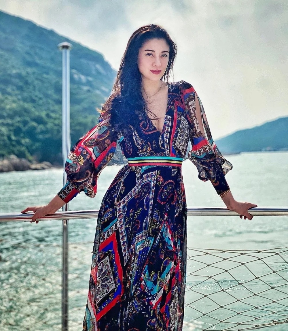 為了更好經營紅酒生意，廖碧兒決定在法國進修高階管理碩士（EMBA）課程。