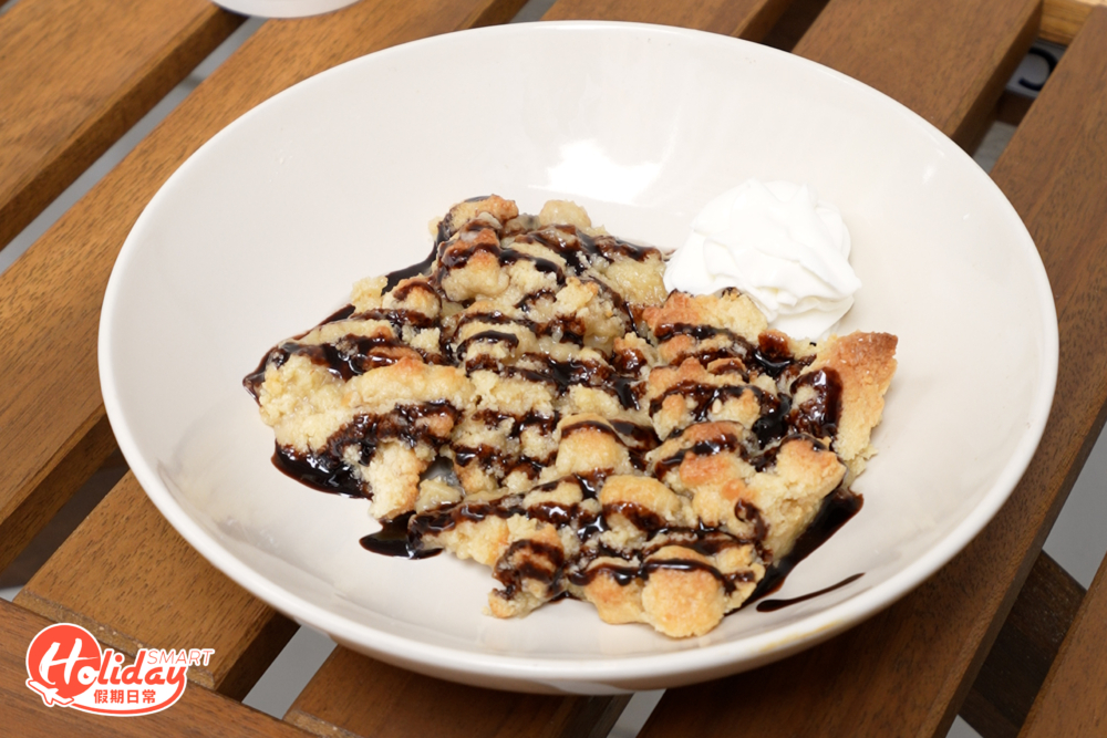 香蕉金寶是蘋果金寶的變奏版，以烘熱過的香蕉取替蘋果。