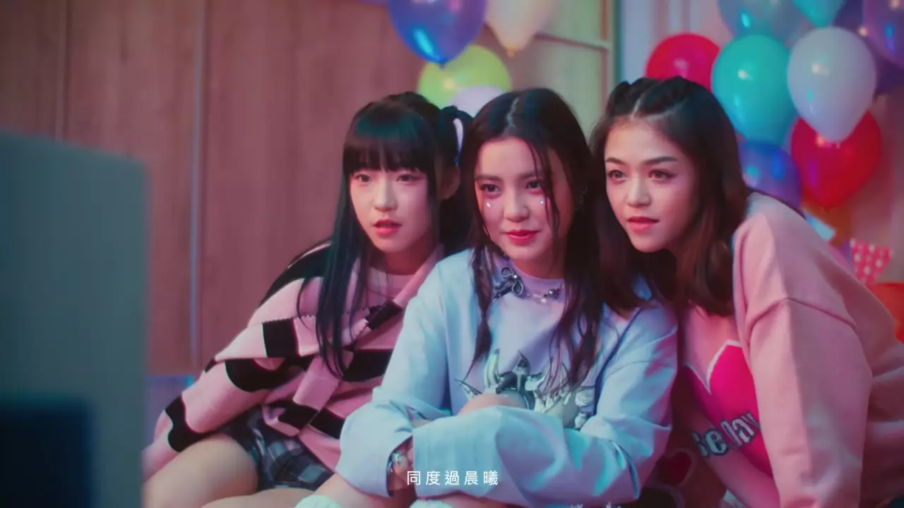 Chantel表示沒留意事件,自己專心溫書甚少看留言,而她亦有大讚兩位舞蹈員好靚