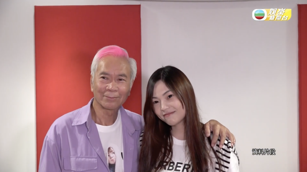 有人將佢哋同李龍基Chris呢對夫妻比較,認為兩者有相似之處。