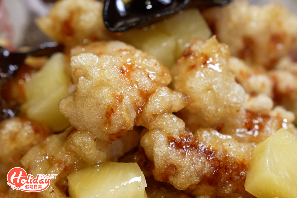 配上香甜醬汁,吃起來啖啖肉大滿足。