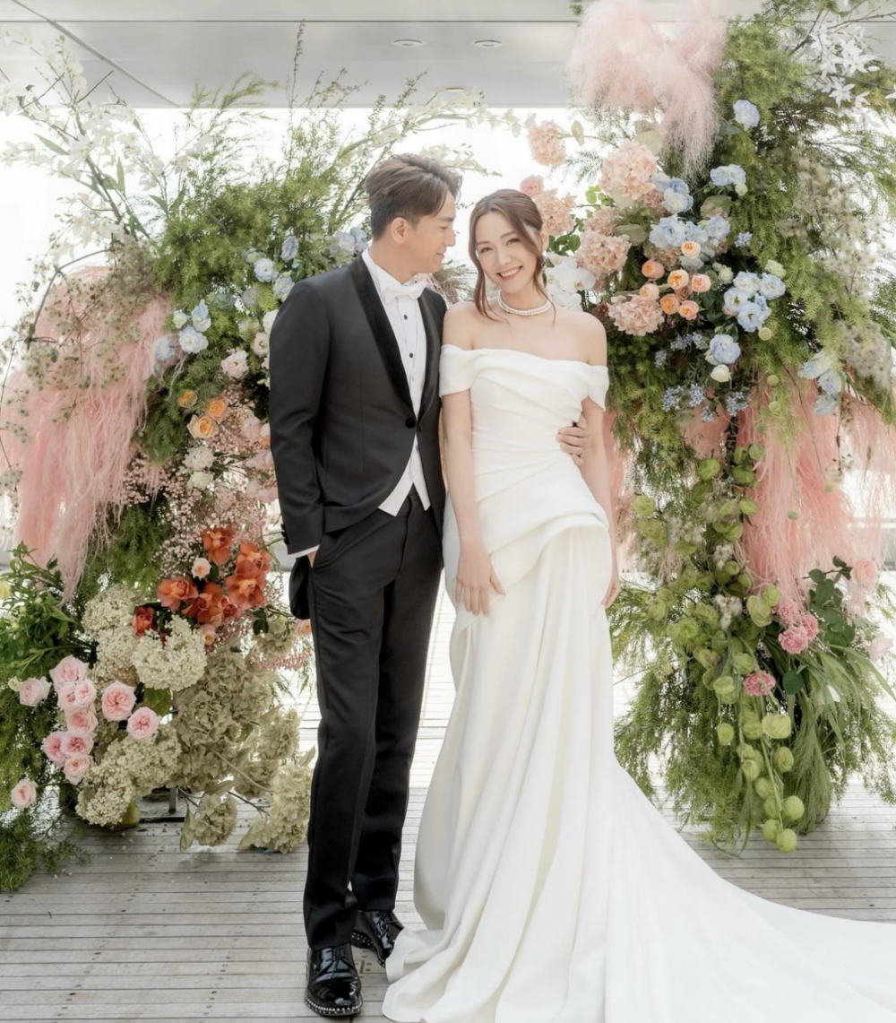 之後婚禮的相片和影片曝光