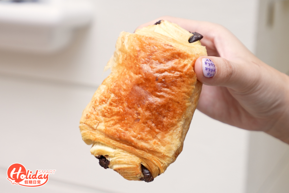 牛角包用上法國AOP認證牛油，外鬆脆內軟有層次。