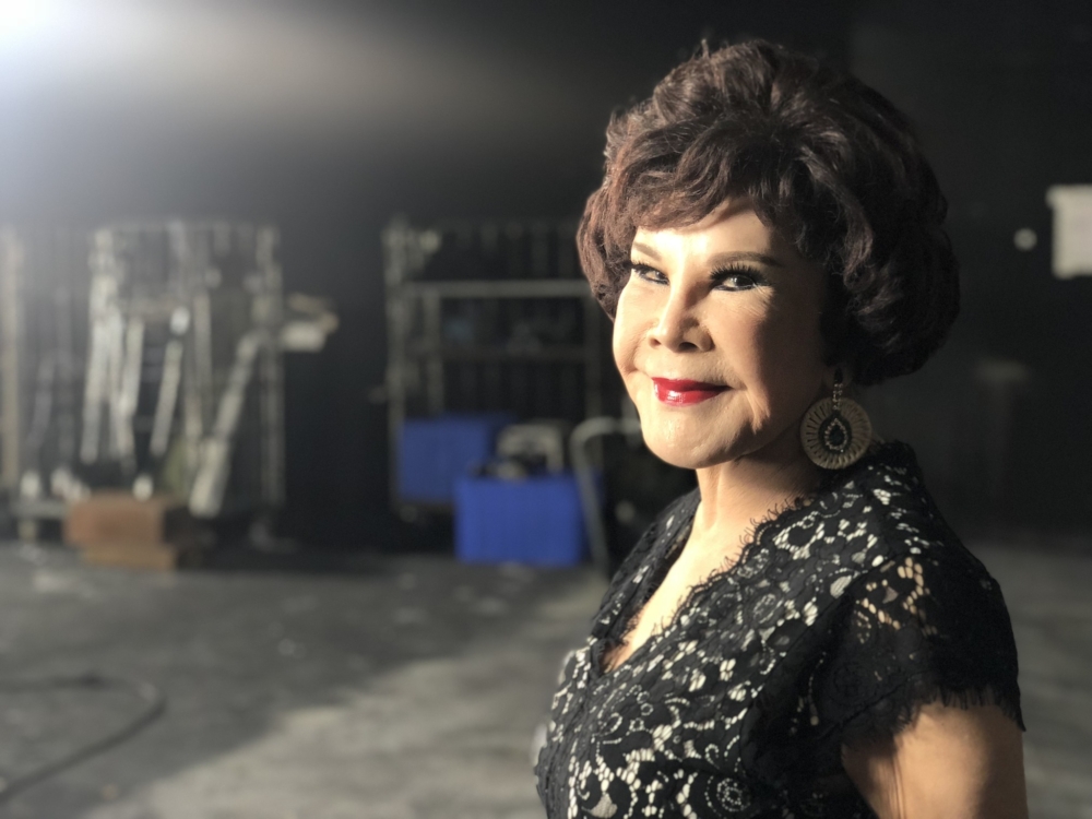 黃夏蕙早年與有婦之夫名門律師胡百全相戀