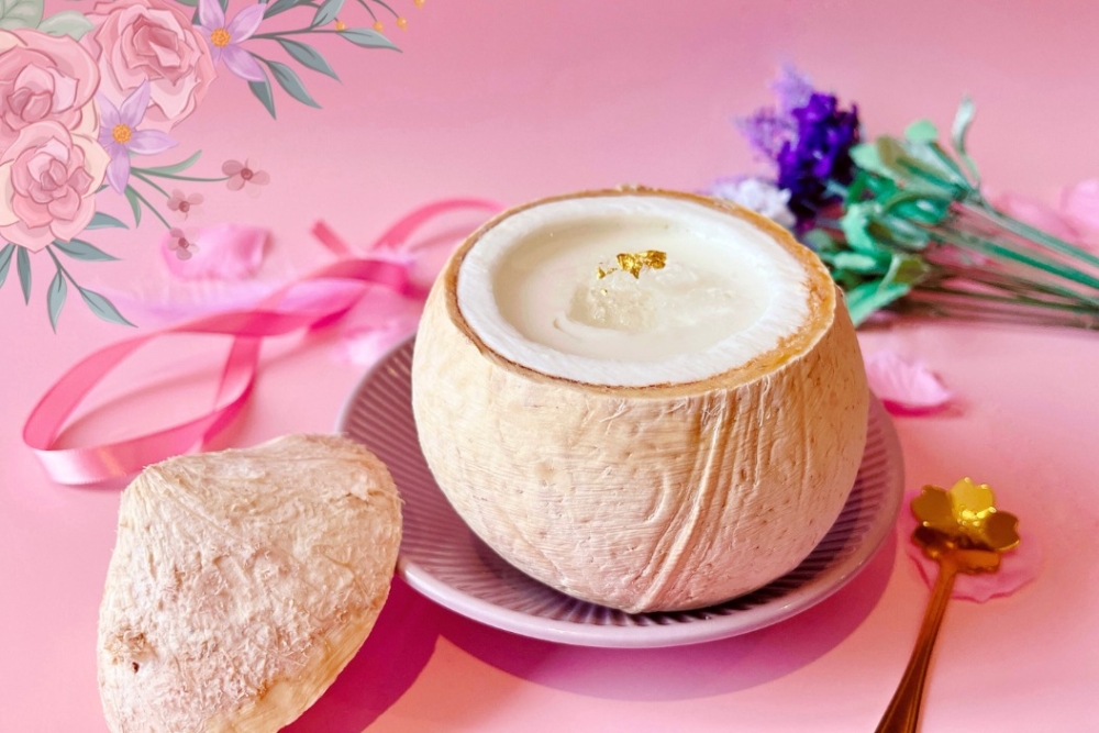 每位媽媽可獲贈櫻花燕窩燉桃膠1客。