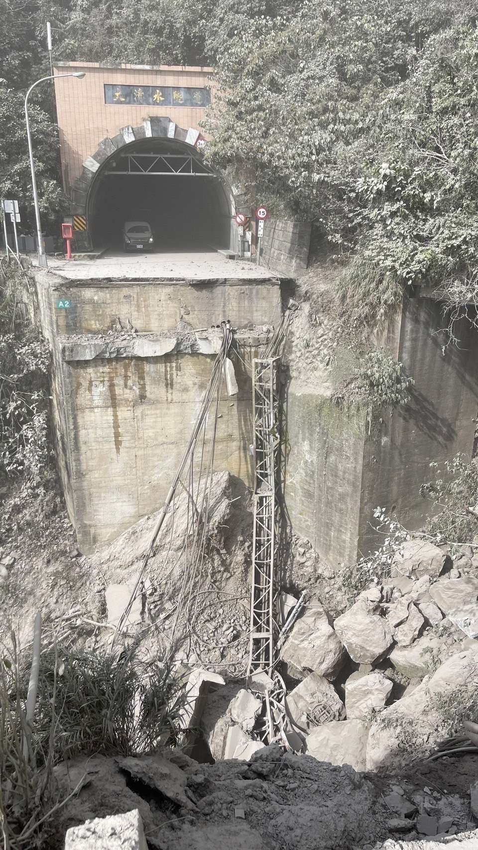 地震破壞力極強