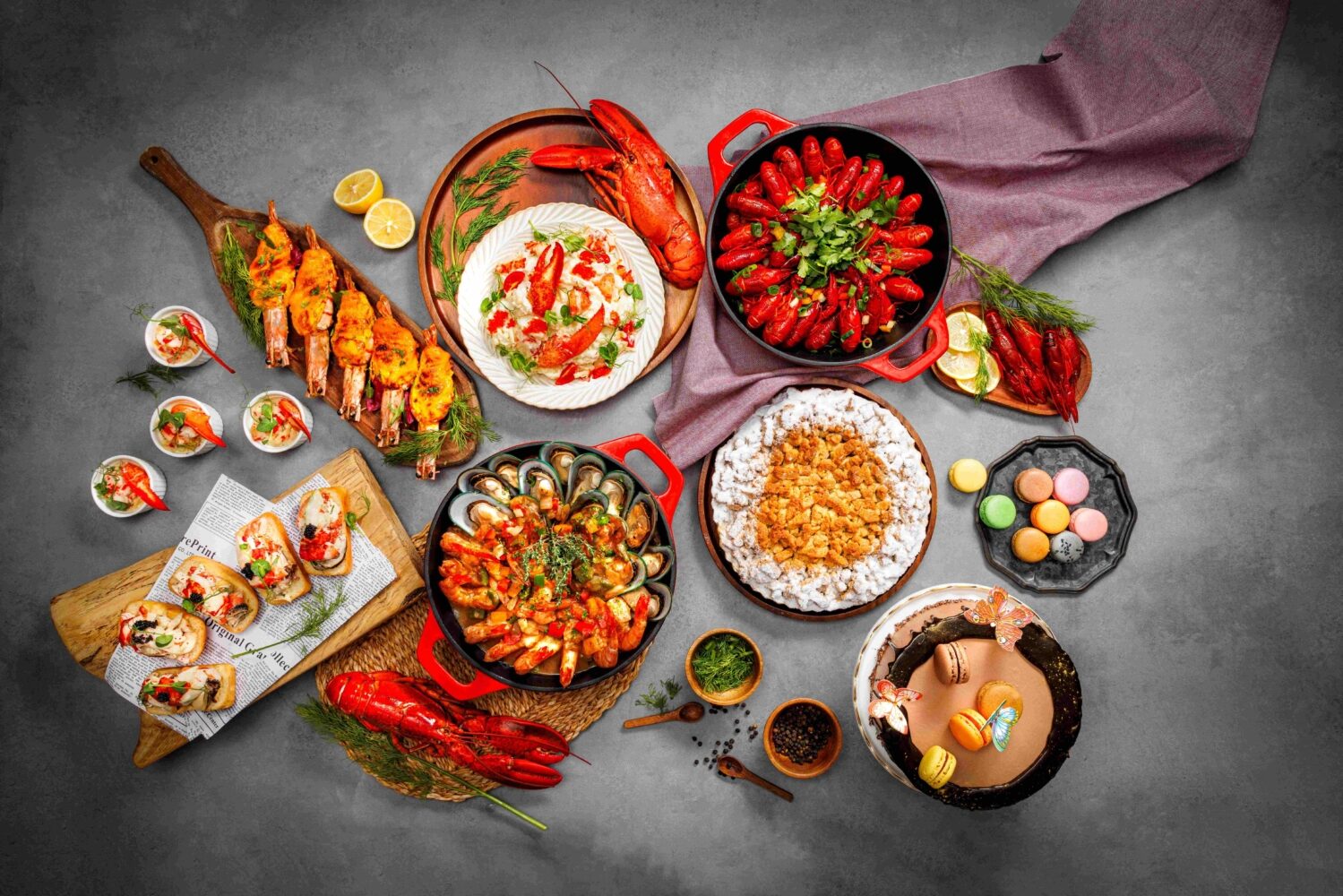 Three on Canton龍蝦大蝦自助晚餐。