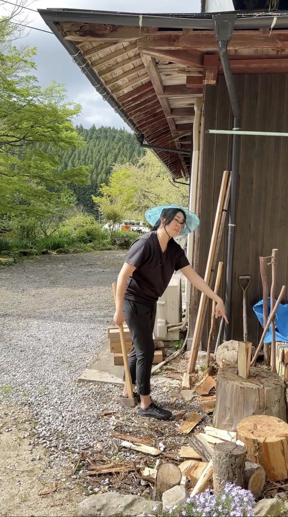 近年常有網友指Yoyo身形變圓潤,不過她似乎毫不在意,更留言表示:「呢個都解鎖埋……真係冇乜可能會瘦得返」