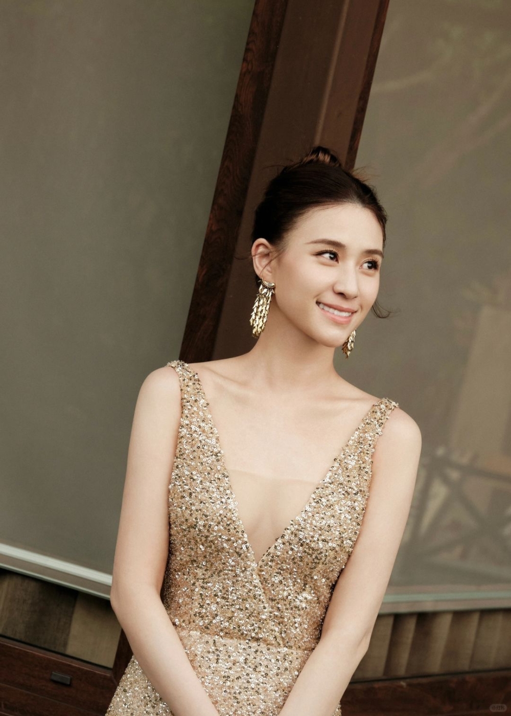 何超蓮婚後仍然忙於工作，以往她曾開牛肉麵店做老闆娘，平常也有出演內地節目。