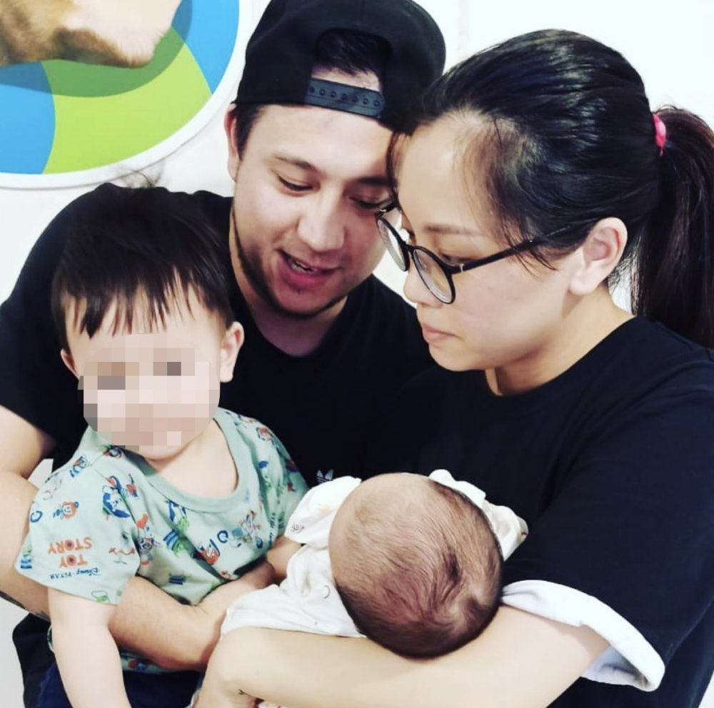 張致恒(Steven)和妻子區燕雯(雯雯)結婚近5年,育有4個孩子。