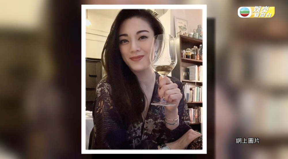 至於工作方面，她表示願意回歸演藝界，但要看劇本和故事是否適合自己。