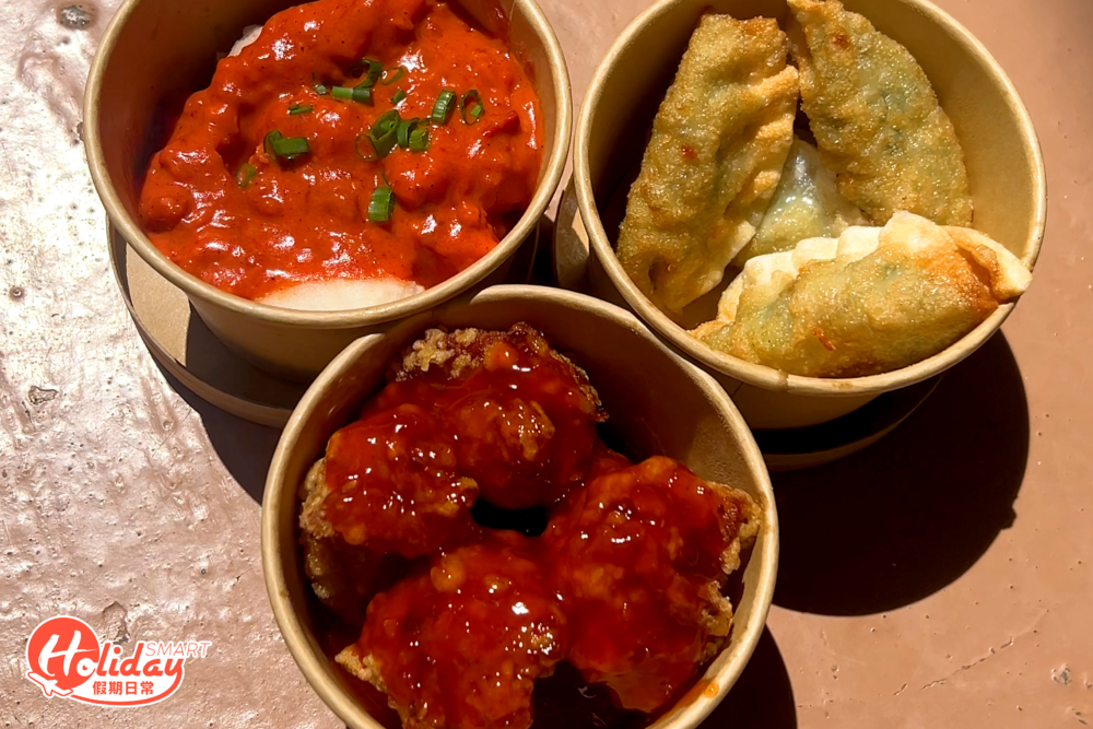 小食方面推介秘醬無骨炸雞、泡菜餃子及炒年糕，讓各位打工仔都能歎個靚午餐！