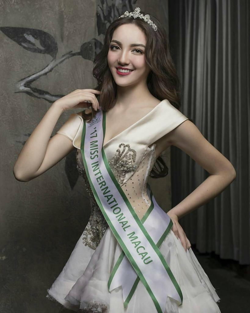 麥嘉欣也曾分享選美照