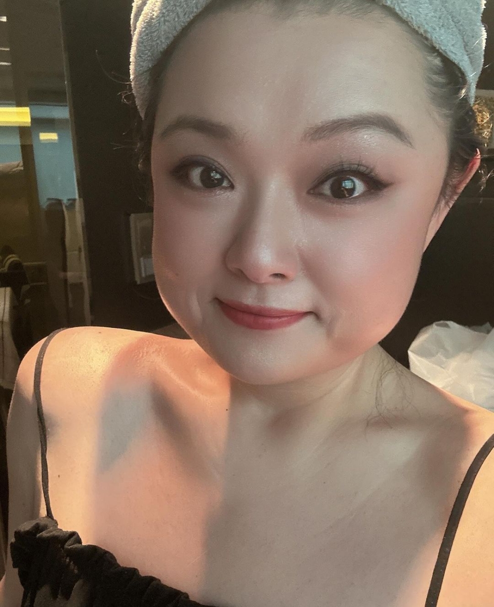 網友：「想再靚啲，削面骨，想靚就去盡啲」