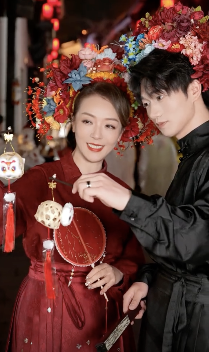 相信小鮮肉應該是24歲。