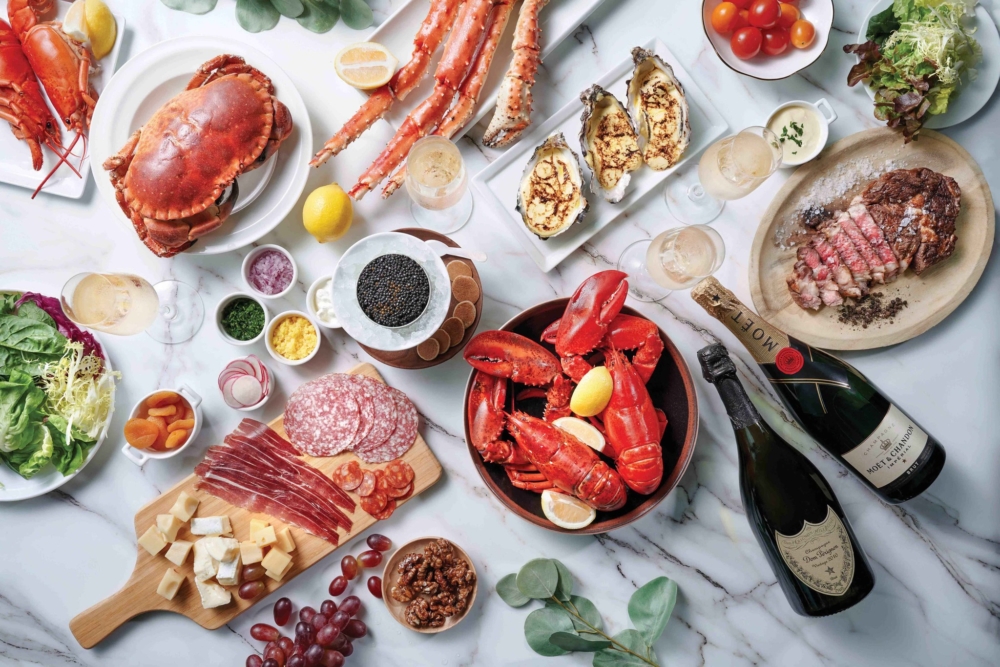 The Lounge自助早午餐。