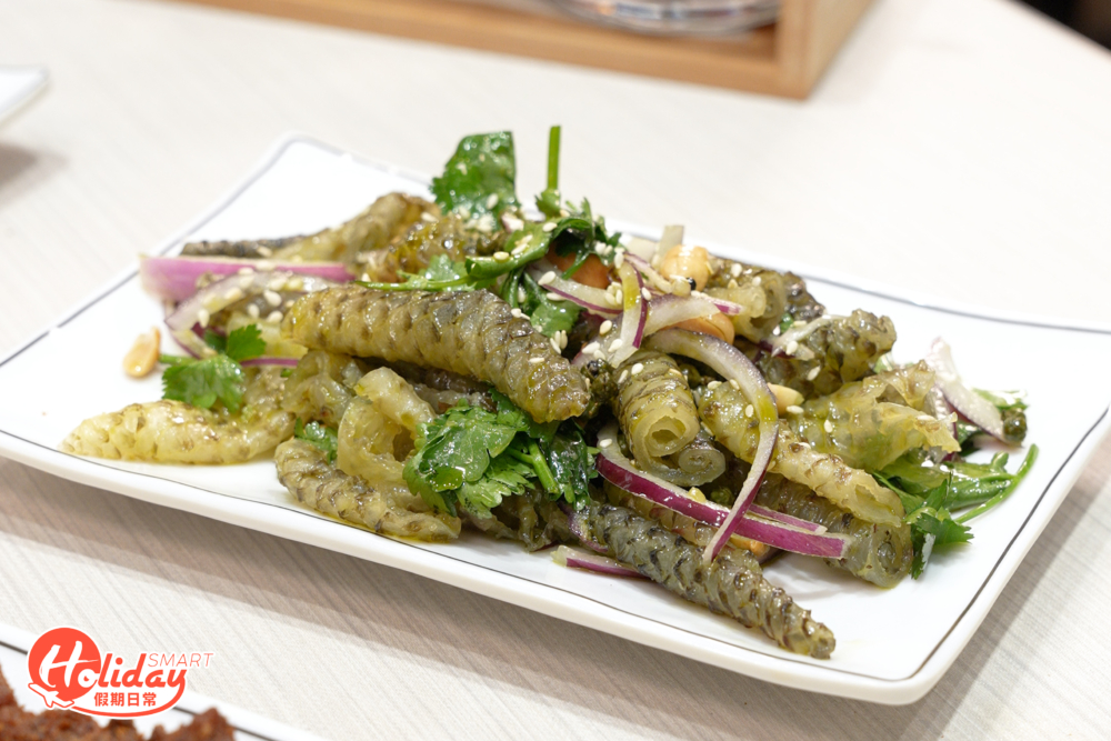 冰凉爽脆的藤椒魚皮。