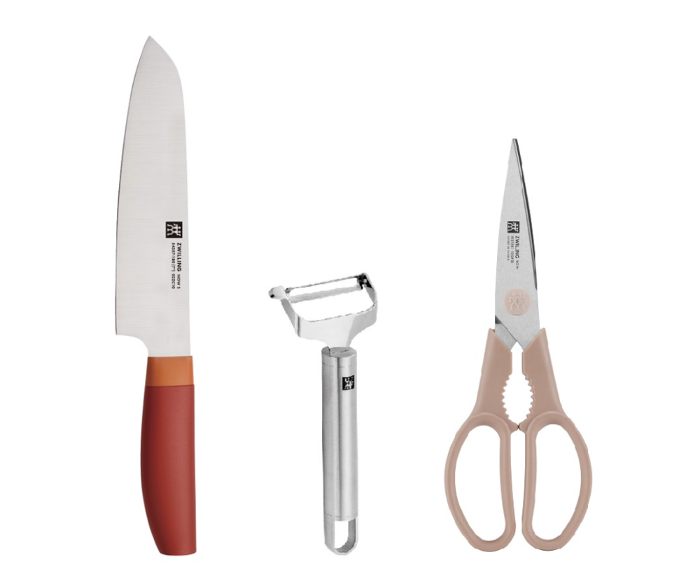 Now S 套裝包括：日式廚刀 + 可拆除廚房剪 + 刨絲削皮刀。