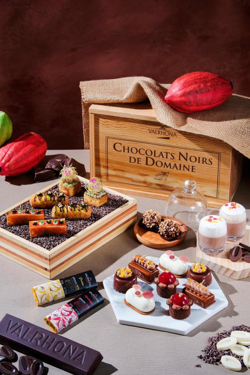 「春日獻禮」朱古力下午茶。