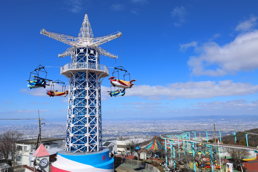 日本最古老的遊樂設施「飛行塔」!