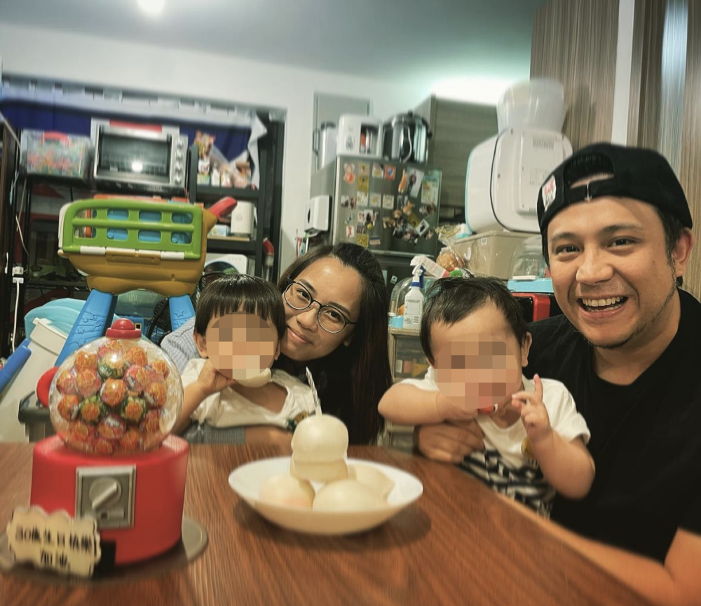 張致恒(Steven)和妻子區燕雯(雯雯)結婚近5年,育有4個孩子。