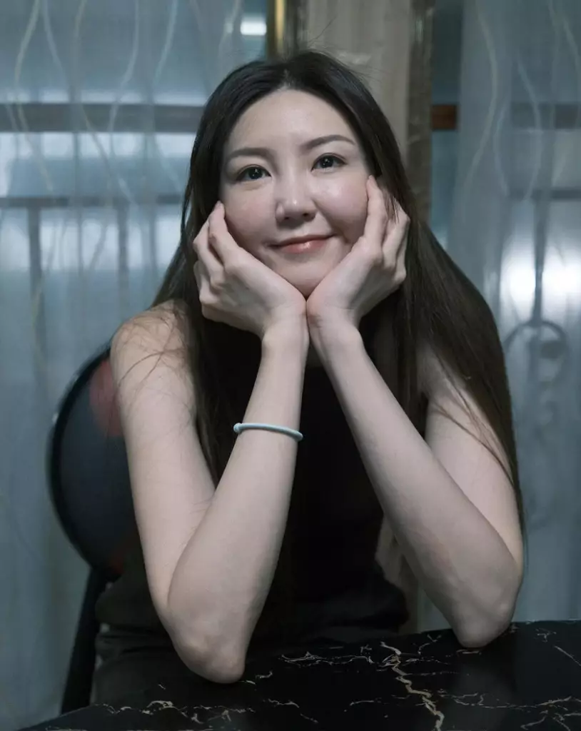 臉頰部分更是最為「突出」