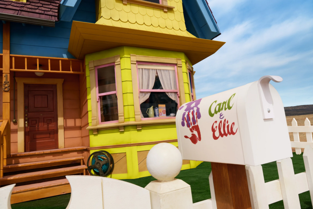 Carl爺爺要求住客幫忙收信、做下家務～